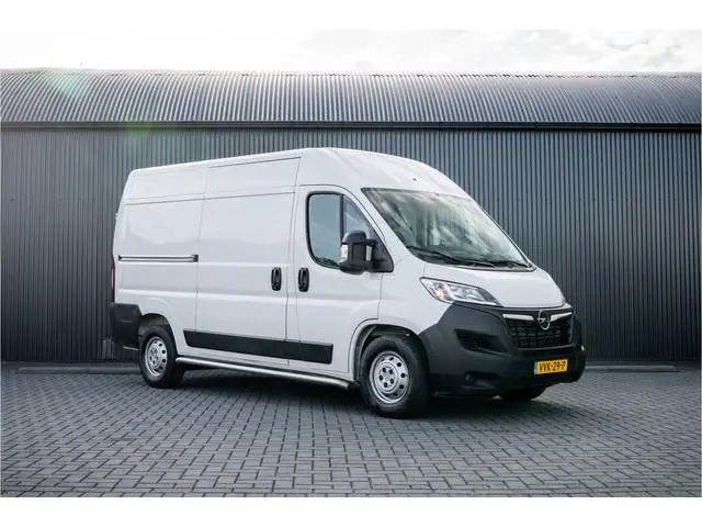 Opel Movano