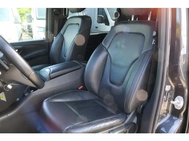 Mercedes-Benz V-klasse 300d 4-MATIC Lang DC Avantgarde Edition AMG Burmester