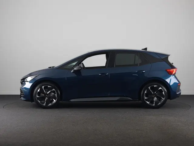 CUPRA Born Business Limited 63 kWh 231PK | 19 Inch | Speciale kleur | Achteruitrijcamera | Stoelverw...