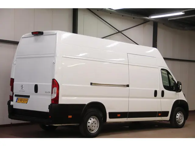 Peugeot Boxer 2.2 BlueHDi 140PK L4H3 AIRCO CRUISE CONTROL