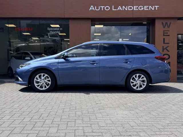 Toyota Auris Touring Sports 1.8 Hybrid Lease pro