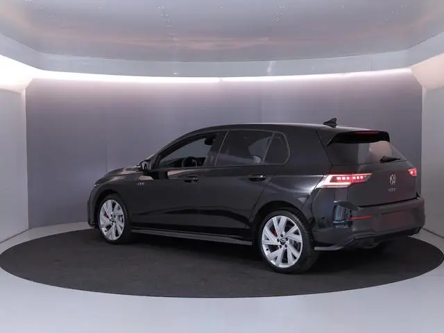 Volkswagen Golf 1.5 eHybrid GTE 272 PK DSG PHEV | Head up Display | Navigatie | Matrix koplampen | P...