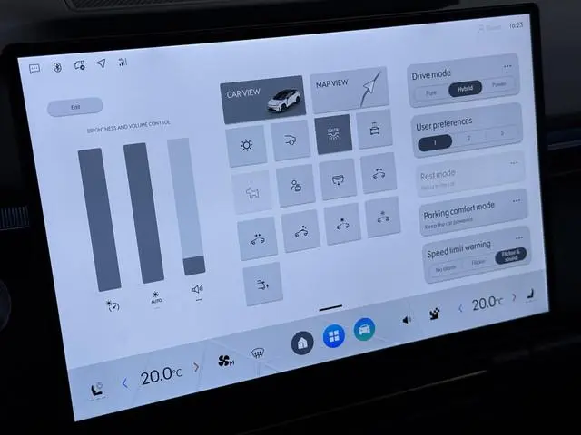 Lynk & Co 08