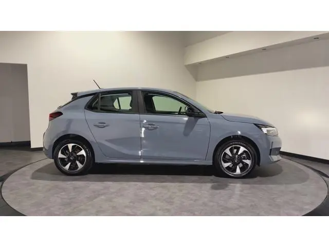 Opel Corsa Electric Edition 50 kWh | Stuurwiel & Voorstoelen Verwarmd | Soh (batterijcheck) Waarde 9...
