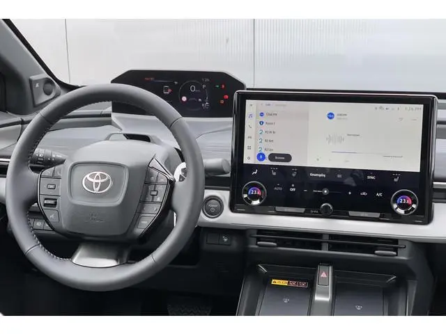 Toyota CHR +