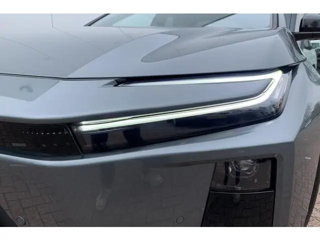 Toyota CHR +