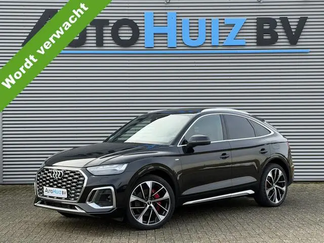 Audi Q5 Sportback 55 TFSI e S Line Luchtvering Trekhaak Panoramadak Achteruitrijcamera 21 Inch DAB K...