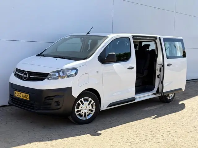 Opel e-Vivaro L2H1 75 kWh 136PK 9-persoons L2H1 330km WLTP 93,7% (SOH) Dubbele schuifdeuren Snellade...