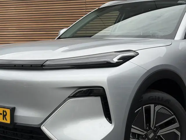 Geely Starray EM-i