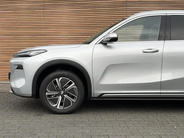 Geely Starray EM-i