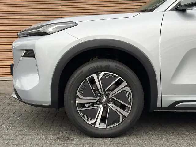 Geely Starray EM-i