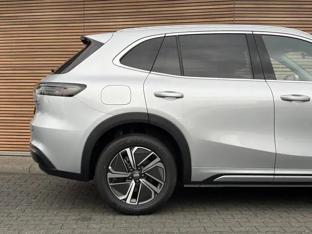 Geely Starray EM-i