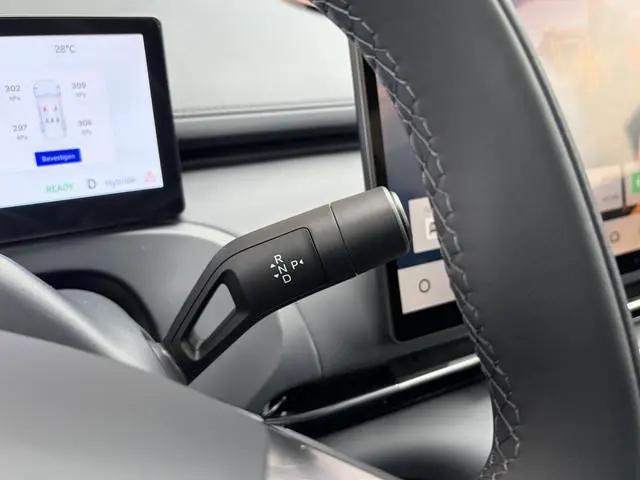 Geely Starray EM-i