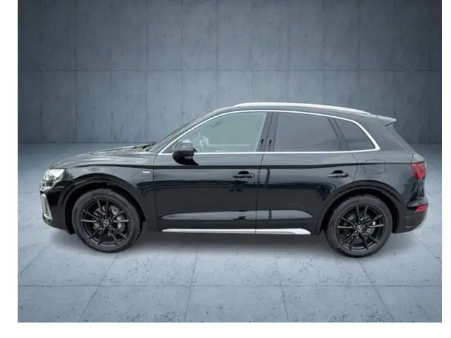 Audi Q5 55 TFSI e S edition Competition SLine|367PK|Headup|Luchtvering