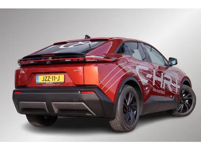 Toyota CHR +