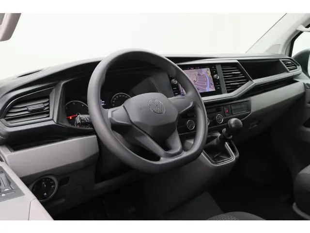 Volkswagen Transporter 2.0 TDI L2H1 28 150PK Trekhaak, Apple Carplay, DAB, Cruise, PDC