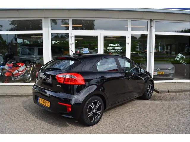 Kia Rio 1.2 85PK CVVT ComfortLine Plus Black | Leder / Alcantara | Cruise | Orig. NL | NAP |