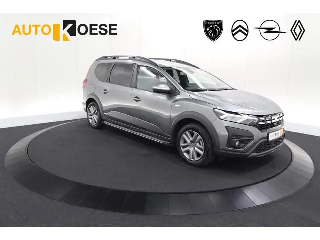 Dacia Jogger 1.6 Hybrid 140 Expression | 7 Zitplaatsen | Apple Carplay | Parkeersensoren