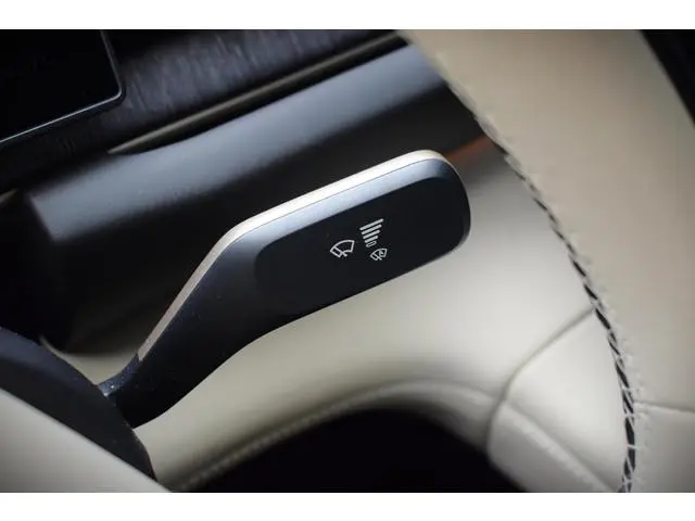 NIO EL6