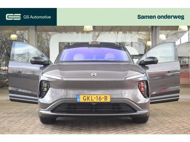 NIO EL6