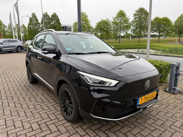 MG ZS EV