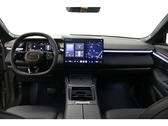 Lynk & Co 08 1.5 More