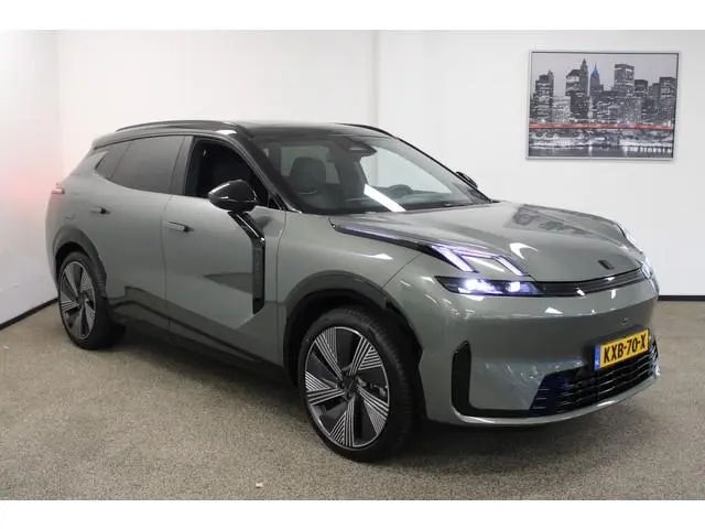 Lynk & Co 08