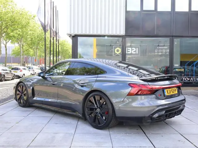 Audi e-tron GT