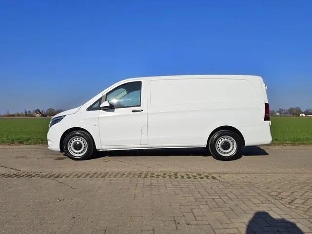 Mercedes-Benz Vito 116 CDI L2 H1 - 160 Pk - Euro 6 - AUTOMAAT - ParkeerCamera - Airco - Cruise Contr...