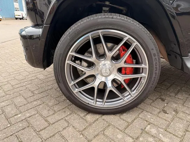 Mercedes-Benz G-Klasse