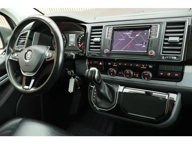 Volkswagen Transporter 2.0 TDI 204pk DSG L1H1 Caravelle Marge! Trekhaak Leder Navigatie Led Koplampe...