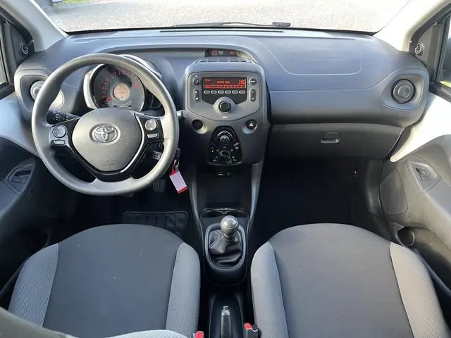 Toyota Aygo 1.0 VVT-i x-fun / Airco / Bleutooh / Elek.Ramen V /