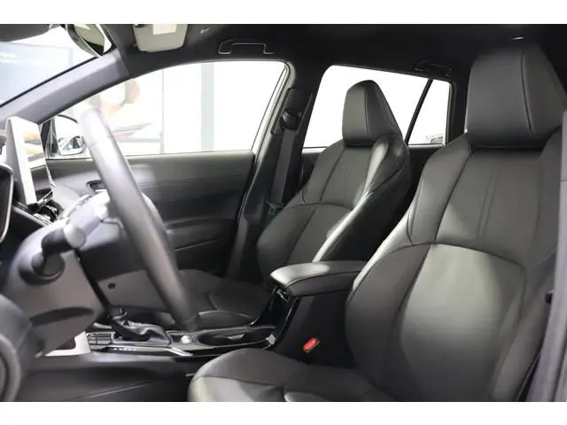 Toyota Corolla Cross 2.0 High Power Hybrid Launch Edition, Navigatie, Cruise Control, Climate Contro...