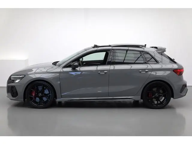 Audi RS3 Sportback 2.5 TFSI Quattro |Pano|Massage|Ceramic|Carbon|Memory|VOLL|