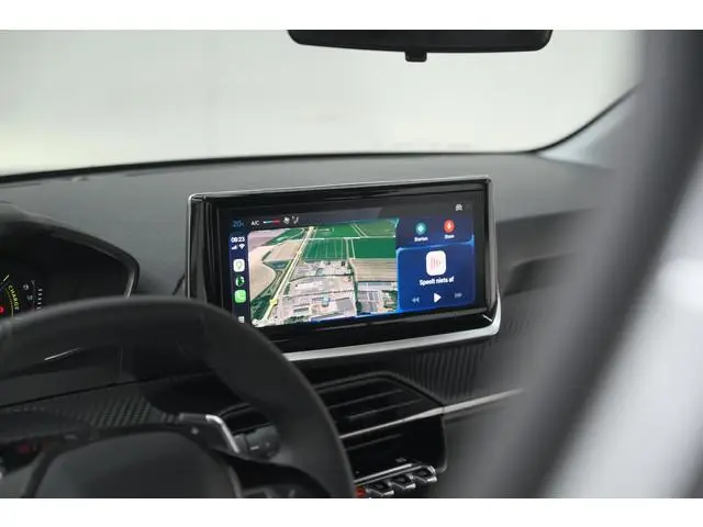 Peugeot 208 1.2 Hybrid 110 e-DCS6 Style | Parkeersensoren | Apple Carplay | Cruise Control | Navigat...