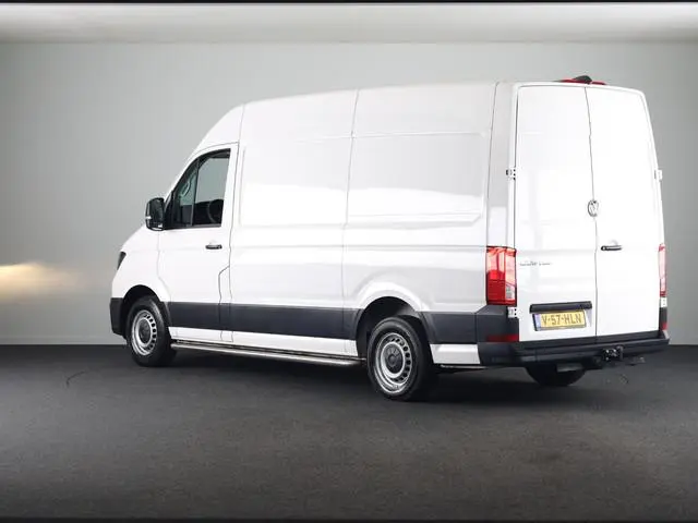Volkswagen Crafter 35 2.0 TDI L3H3 Highline EURO VI 140 pk Automaat | Navigatie | Trekhaak | Parkeer...
