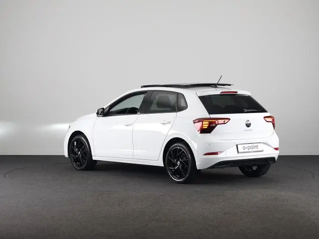 Volkswagen Polo 1.0 TSI Life 95 pk | Navigatie via App | Panoramadak | 17" LM velgen | Parkeersensor...