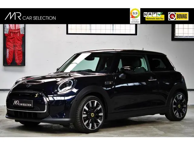 MINI Electric Resolute Edition 33 kWh | Parkeerassistent | Camera | Apple Carplay | Verwarmd stuur |...