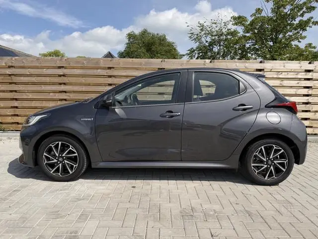 Toyota Yaris 1.5 Hybrid Dynamic