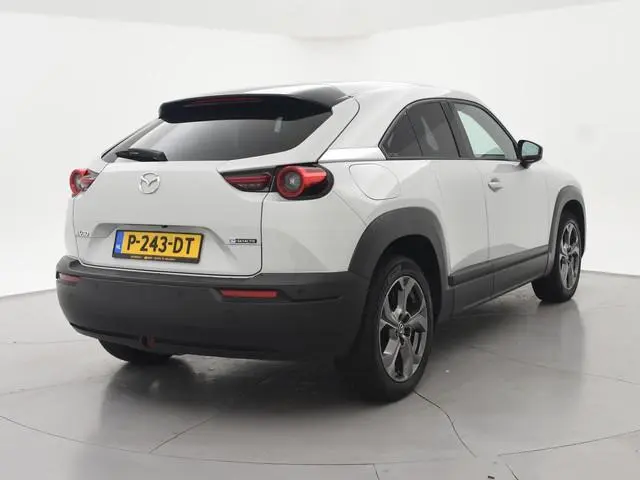Mazda MX-30 e-SkyActiv 145 PK FIRST EDITION 36 kWh + HEAD-UP | CAMERA | APPLE CARPLAY | MEMORY | ADA...