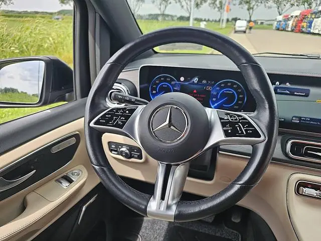 Mercedes-Benz EQV