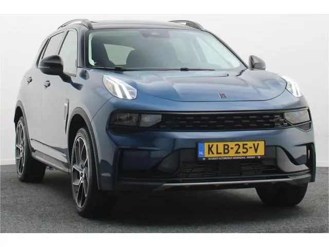 Lynk & Co 01