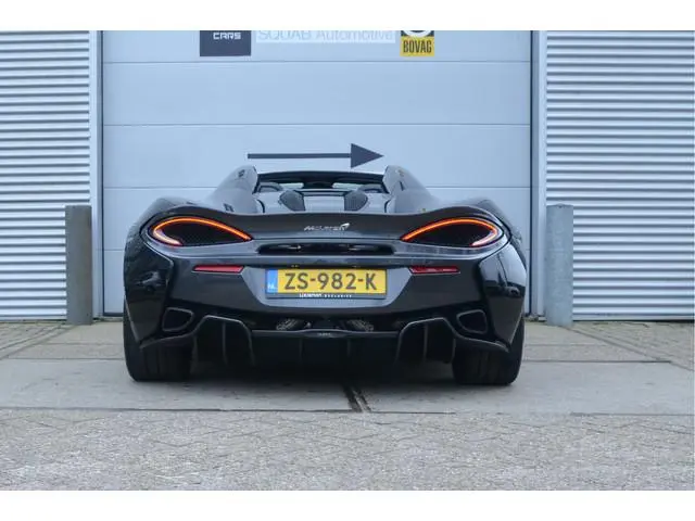 McLaren 570S