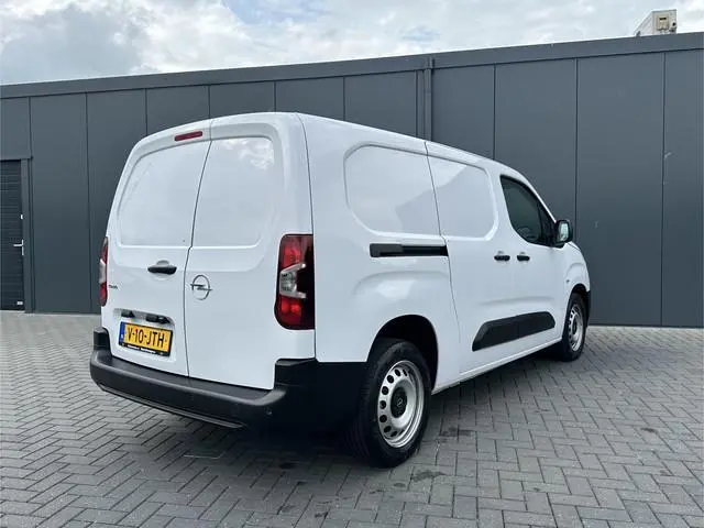 Opel Combo 1.5 BlueHDi 102 PK / L2H1 / FACELIFT MODEL !! / 25.517 KM / CAMERA / AIRCO / CRUISE / APP...