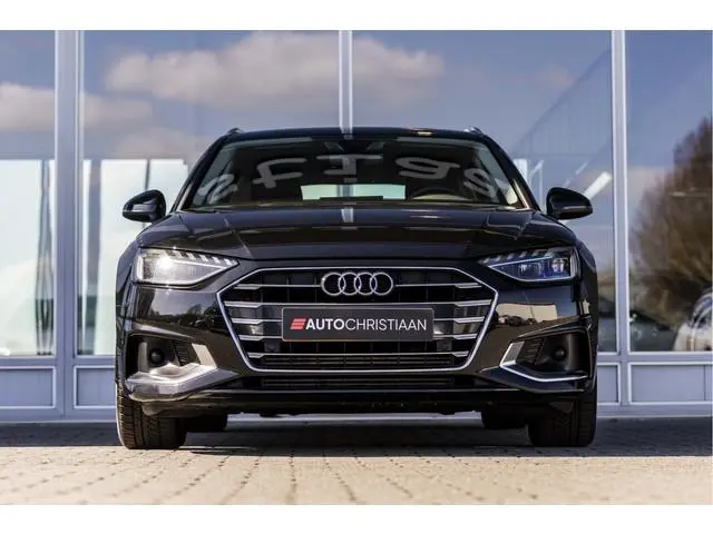 Audi A4 Avant 35 TFSI Launch edition Business | LED | Keyless