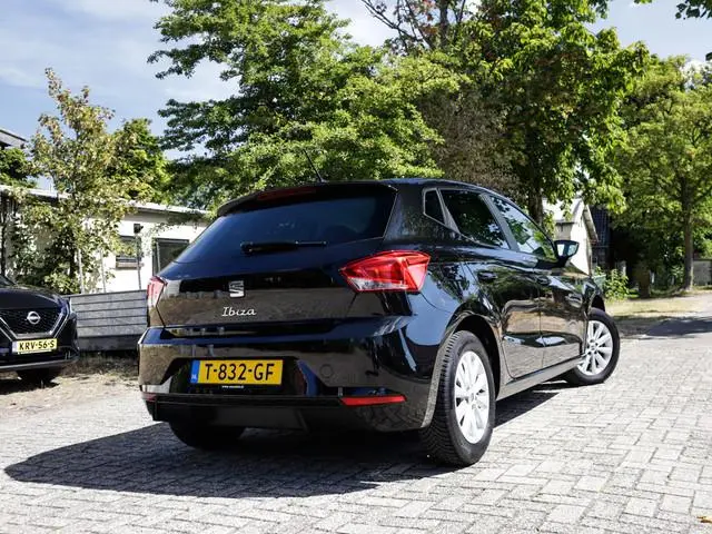 SEAT Ibiza 1.0 EcoTSI Style Business Connect 1e-Eig. & Dealer-Onderh. BOVAG-Garantie. NL-Auto.