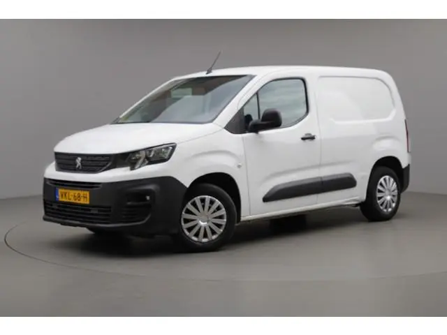 Peugeot Partner 1.2 PureTech Premium Navigatie / PDC / Airco
