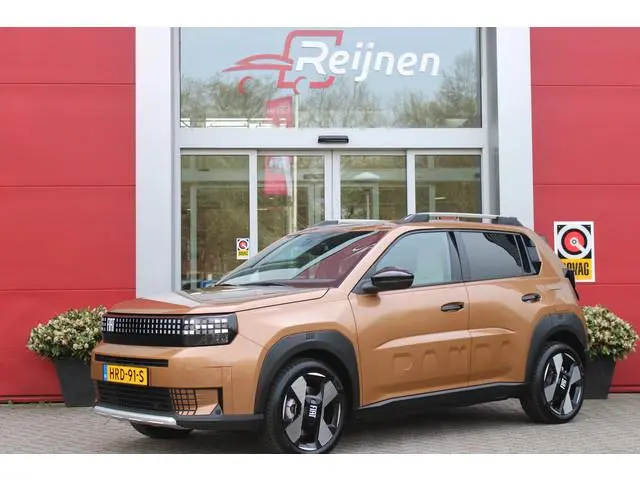 Fiat Grande Panda LA PRIMA 113PK 11 kW 44 kWh | WINTERPACK: STOEL/STUUR/VOORRUIT VERWARMING | DRAADL...