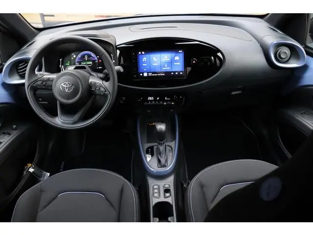Toyota Aygo X Hybrid 115 Pulse, Easy Pack , Nieuw en direct leverbaar met €1.500 inruilvoordeel!