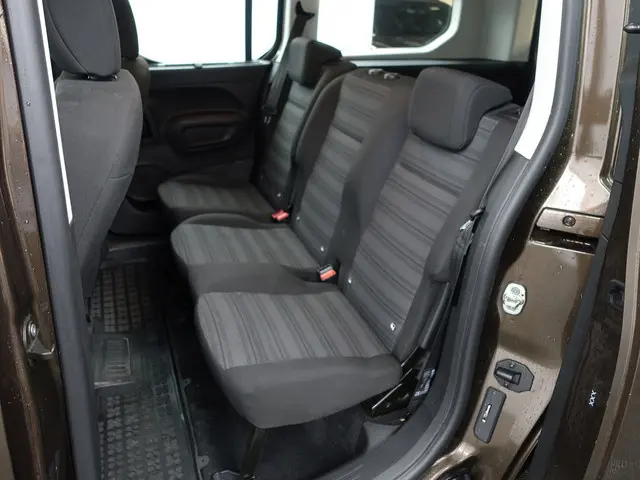 Opel Combo Tour 1.2 Turbo L2H1 Edition- 360 Camera, Stuur/Stoelverwarming, Xenon Led, 2x Schuifdeur,...
